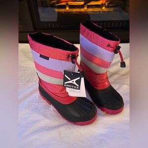 NWT❄️Arctix Kids Warm Fun Boots Sz-5 or Sz-7(Adult Women) Winter Snow/Cold Boots